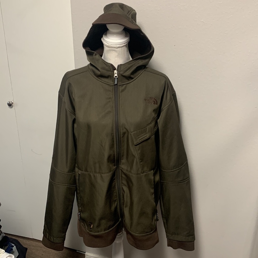 The North Face Apex hooded jacket